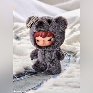 POPMART- Hirono Frostfall Hour